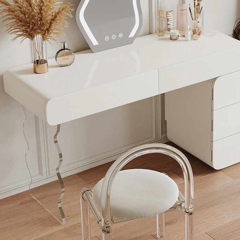 Vastatio Furniture