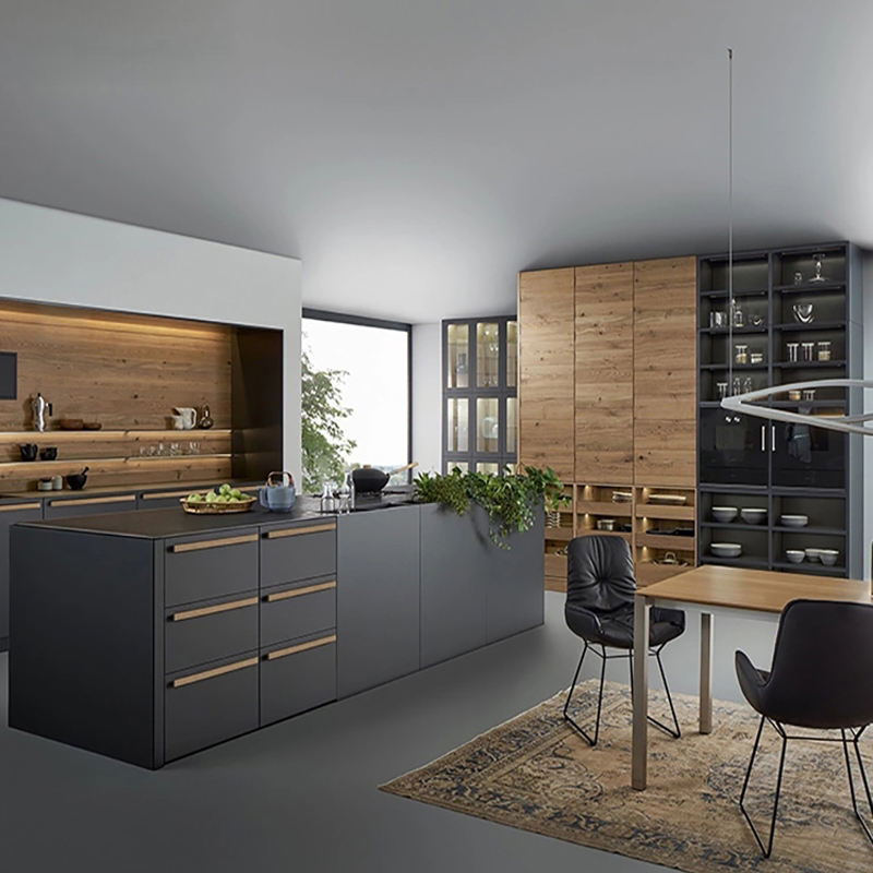 Custom Kitchen Cabinet