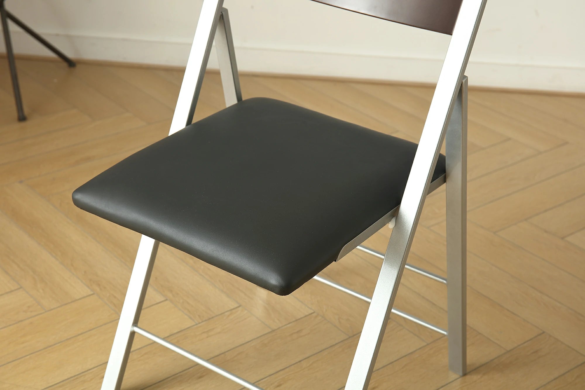 Vastatio Furniture