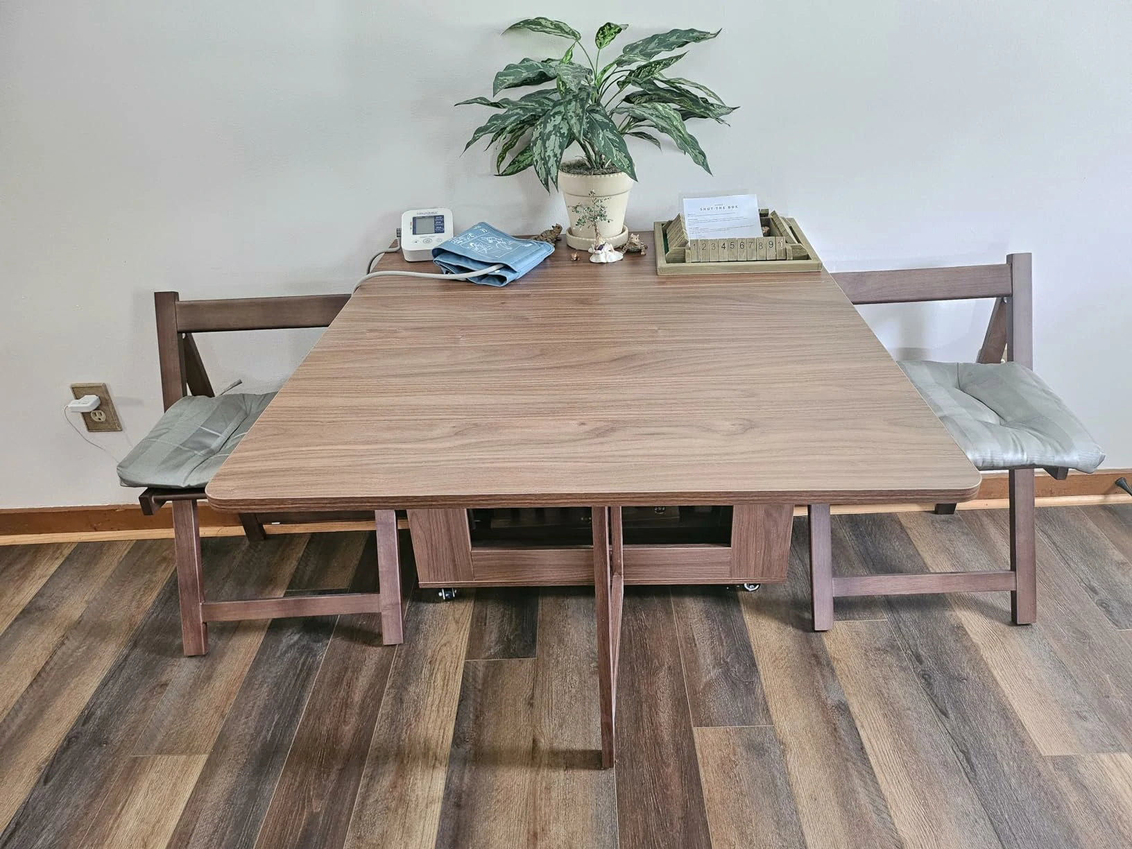 Vastatio Furniture